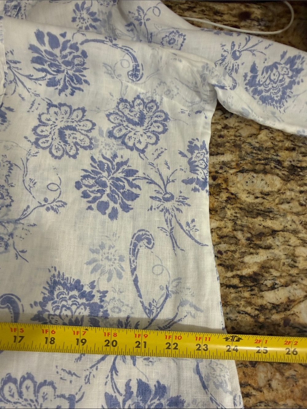L.L.Bean 100% Linen Floral Button Front Blouse Blue White XL Mandarin Collar - Picture 11 of 12